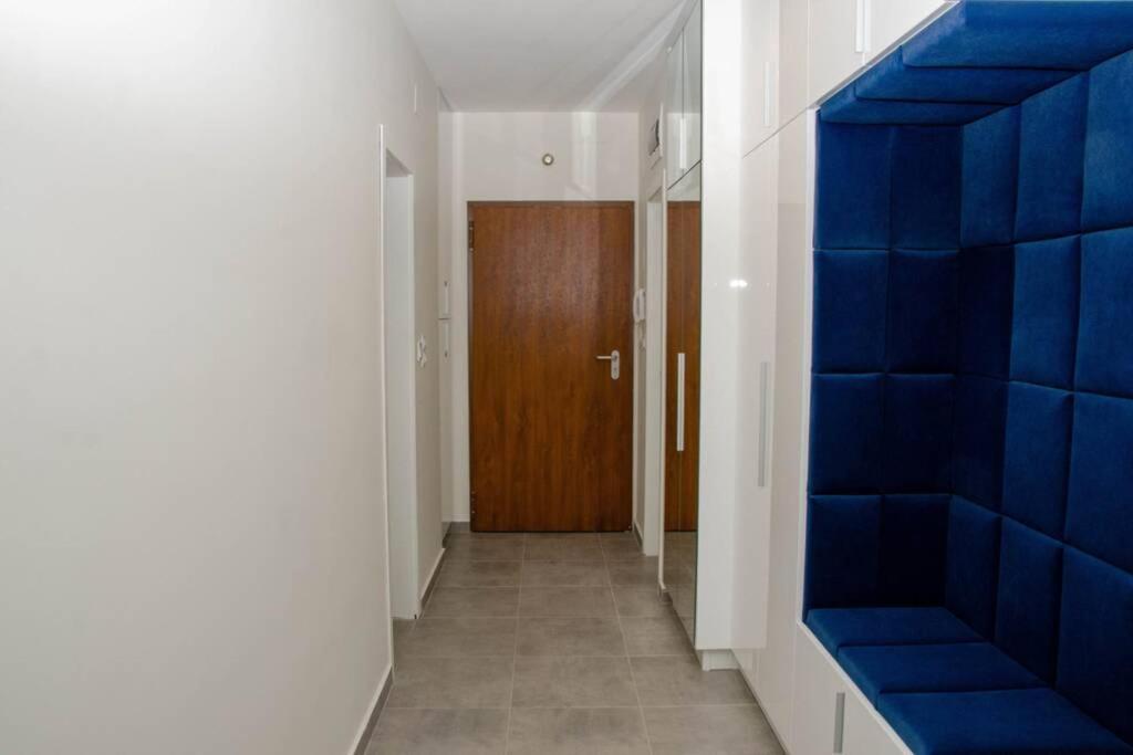 Super Luxurious & Spacious Designer Apartment. 旧扎戈拉 外观 照片