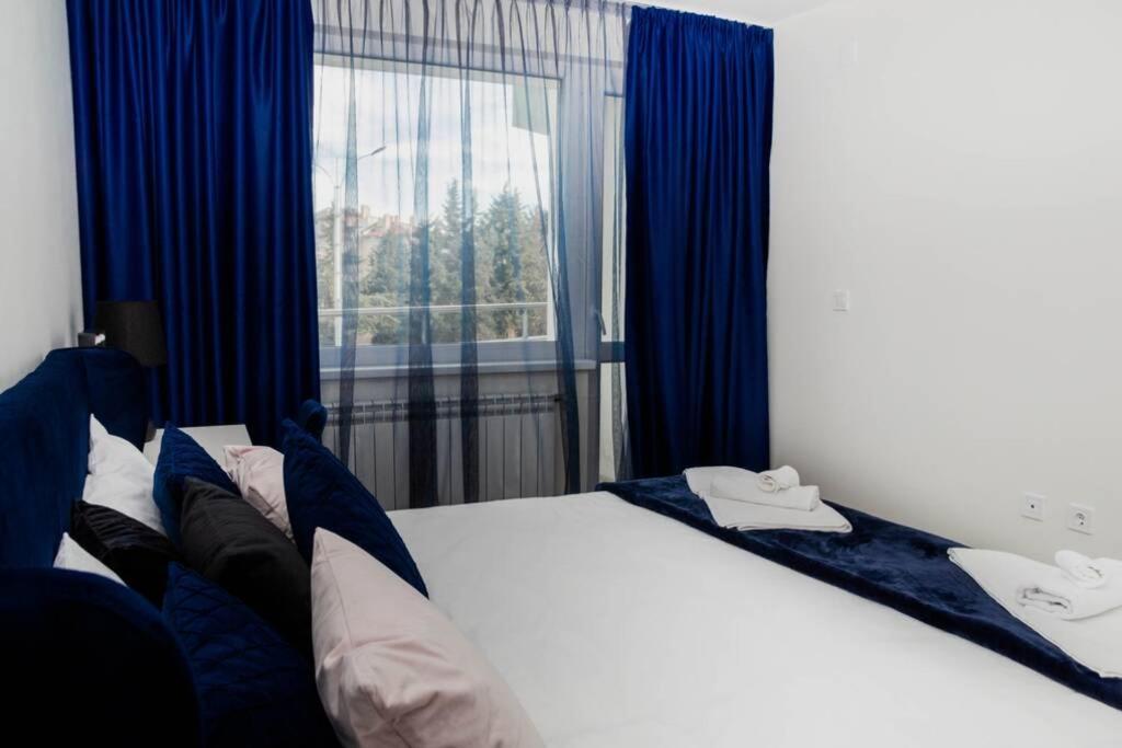 Super Luxurious & Spacious Designer Apartment. 旧扎戈拉 外观 照片